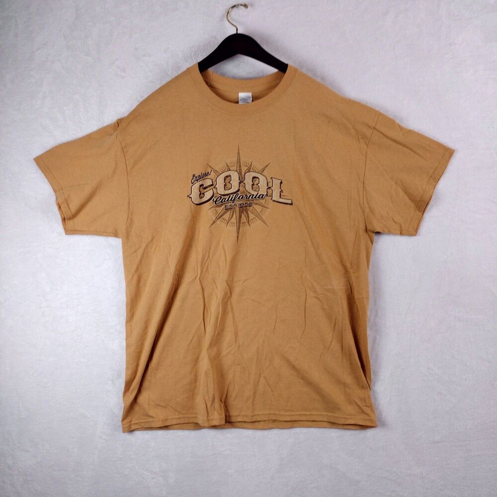 Gildan Heavy Cotton Explore Cool California Graphic‎ T-Shirt Tan Mens XL